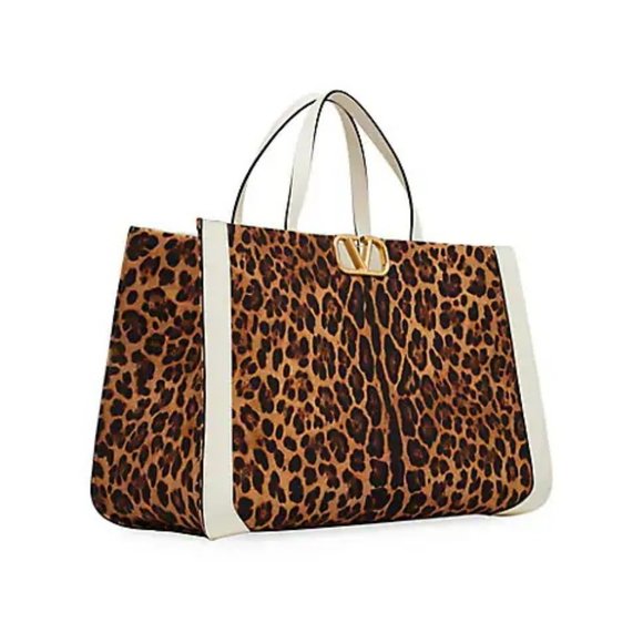 Valentino Garavani Escape Canvas Handbag With Animalier Print - Picture 3 of 6